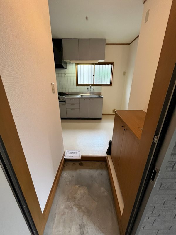 ＣＯＤ-ＨＯＵＳＥ 玄関