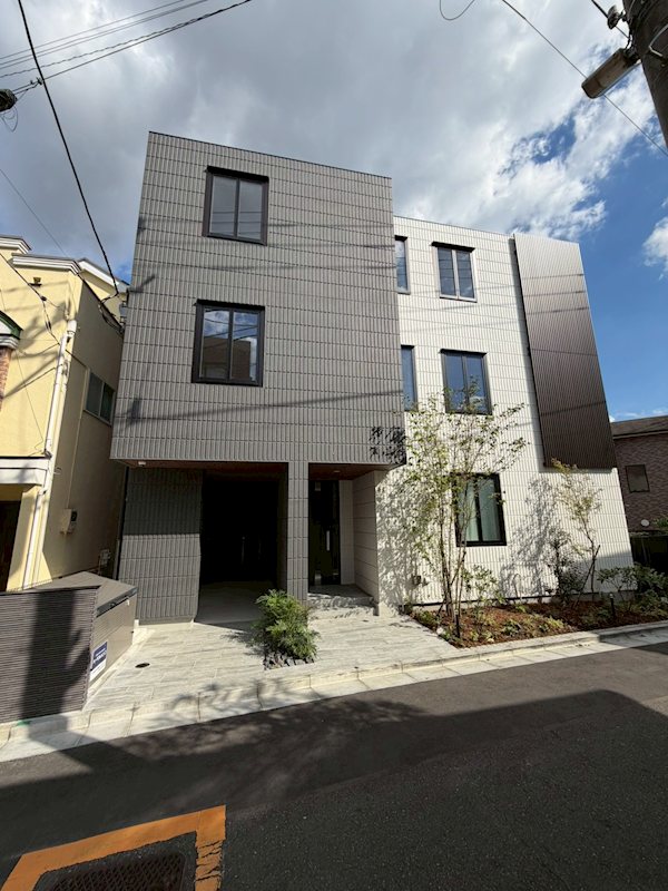 Ｎａｎａｌａ(ナナラ) 102号室 外観