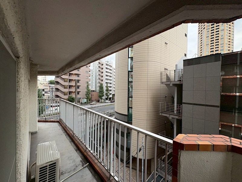 ハイネス中目黒 ベランダ