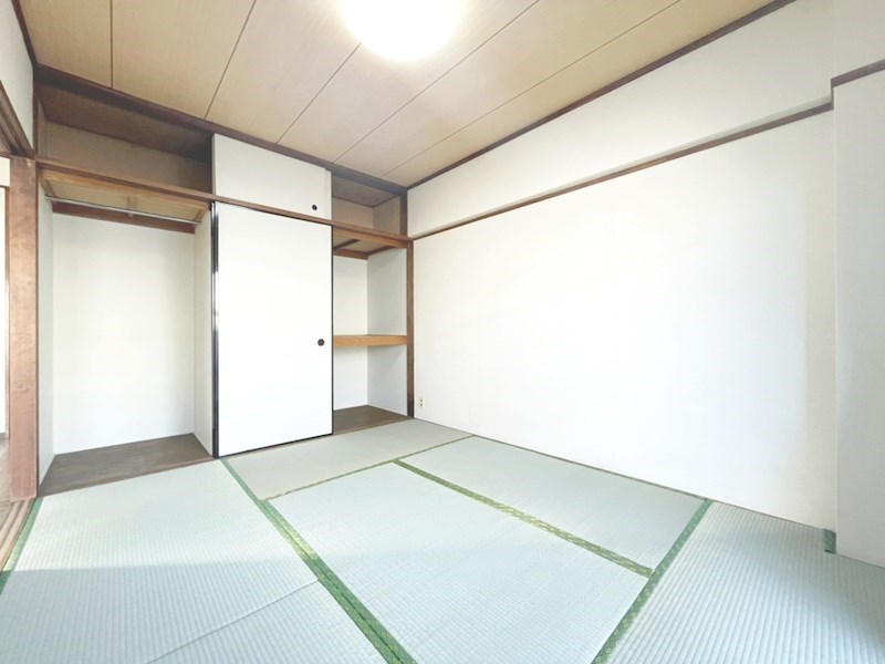 三益ビル ベッドルーム