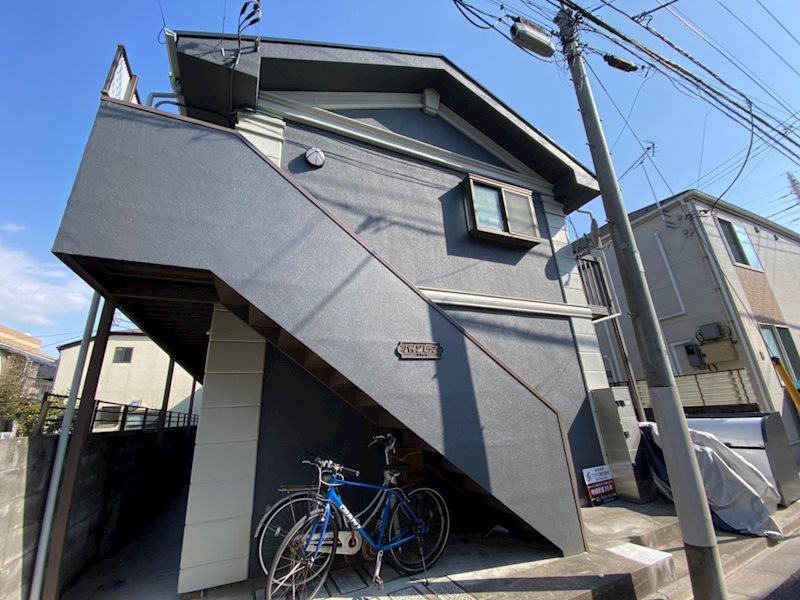 パインレーブ 203号室 外観