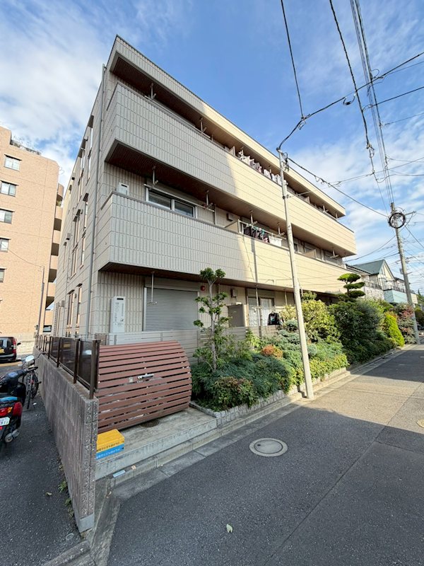 Ｓｕｃｃｏｔｈ Ｓｈｉｍｉｚｕ（スコトシミズ） 301号室 外観