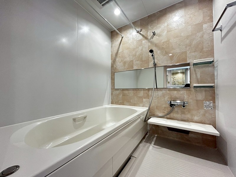 エミーズ２ 風呂画像