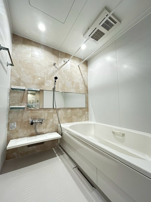 エミーズ２ 風呂画像