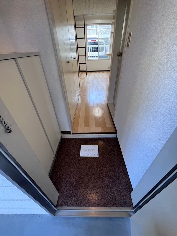 アップルハウス 玄関