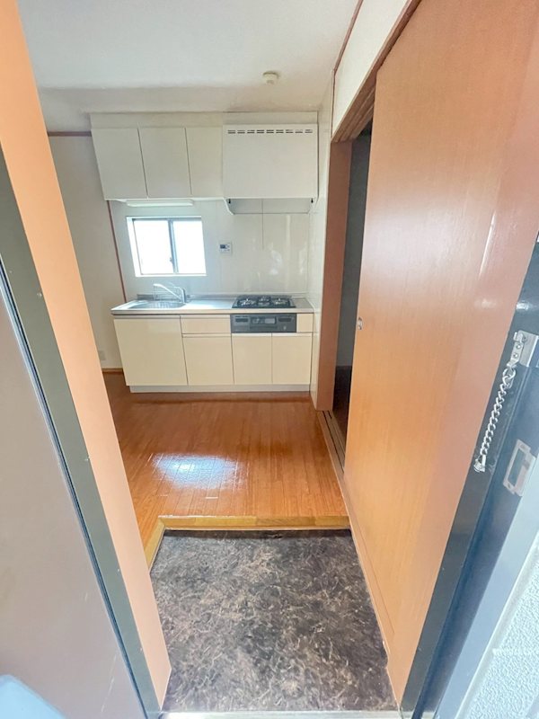 メゾンパール 玄関