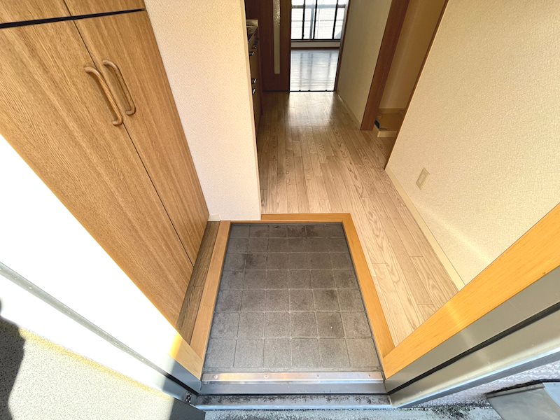 アールグレイ 玄関