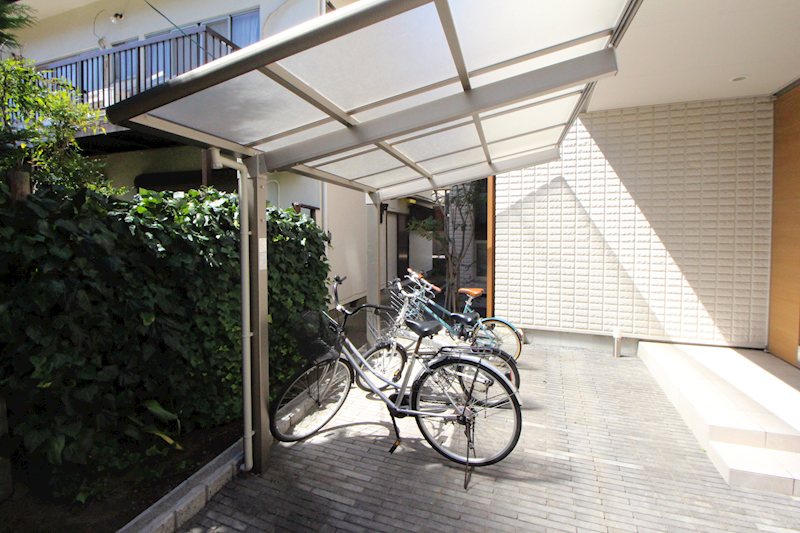 ロジェ・ボヌール その他10