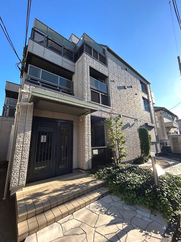 ＲＩＮＡＳＣＥＮＴＥ 201号室 外観