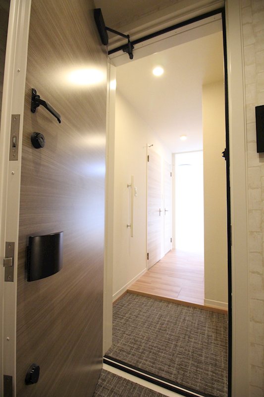 スリーエイトナインⅡ 玄関