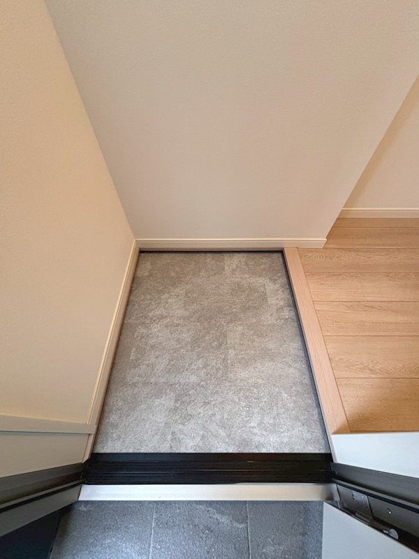 ヴィエルジェ阿佐谷B棟 玄関