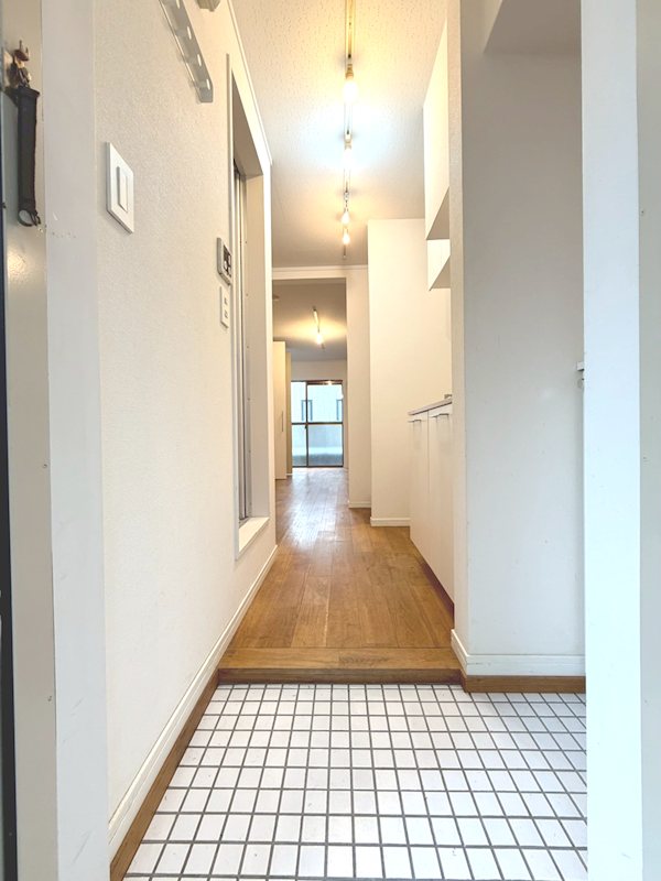 メゾンドカサブランカ 玄関