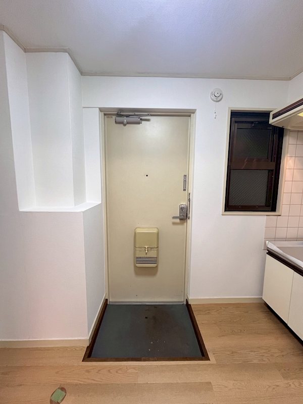 サンライズ須崎 玄関