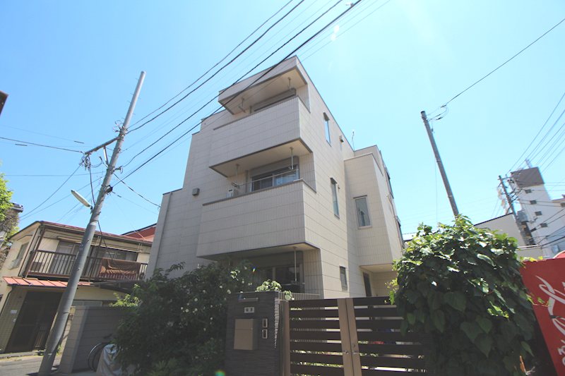 Villa Luminosa（ヴィラルミノサ） 201号室 外観