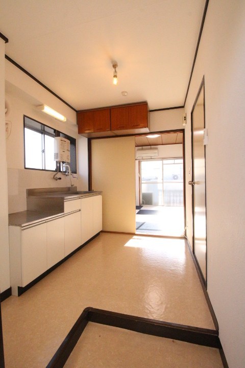 メゾン月村 玄関