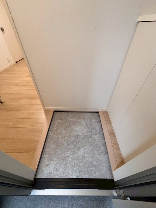 ヴィエルジュ阿佐谷B棟 玄関