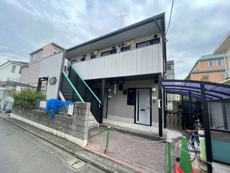 ディアス幡ヶ谷 201号室 外観