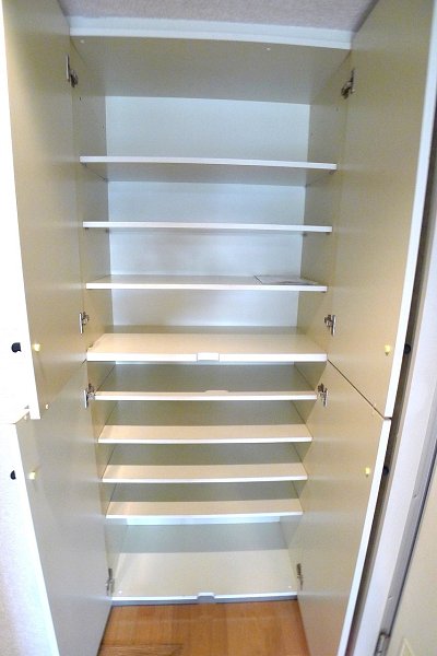 エスタ梅ヶ丘 玄関