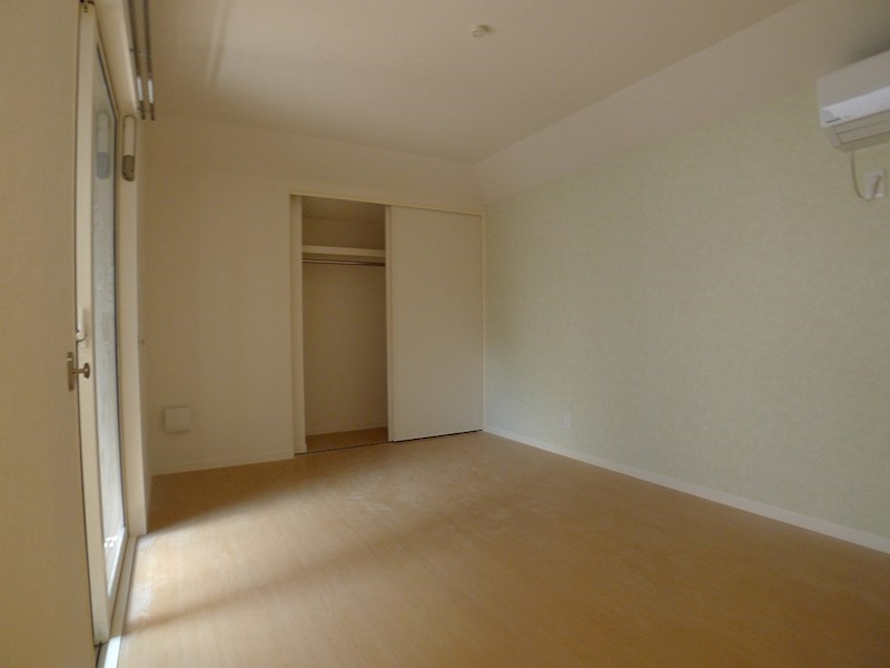 エイツリーズ ベッドルーム