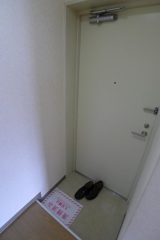 オーバンパレ 玄関