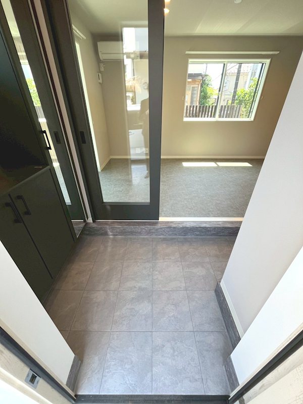 岩戸南4丁目戸建 玄関