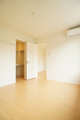 エレンシアＮ ベッドルーム