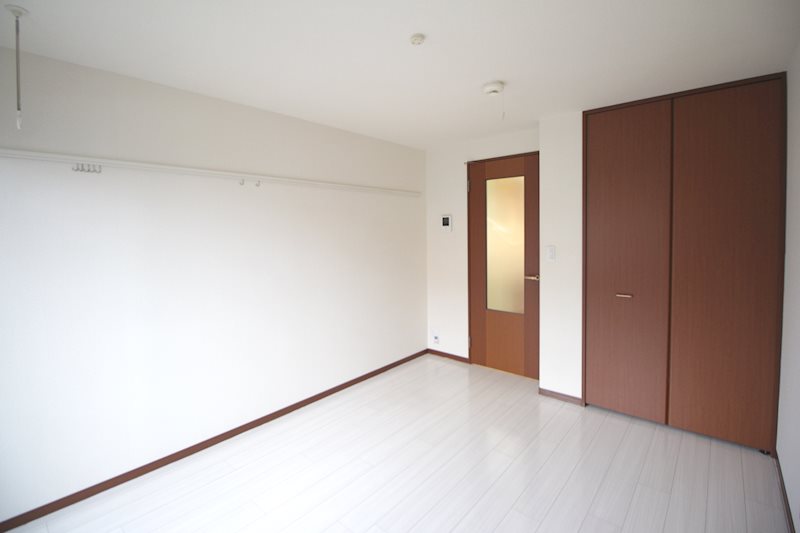 ドルフＫ・Ｙ ベッドルーム