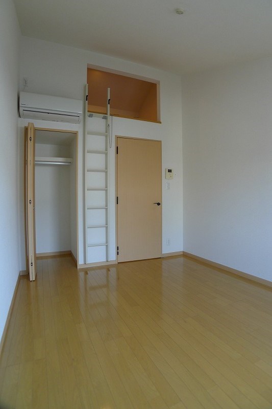 プレジオ下北 ベッドルーム