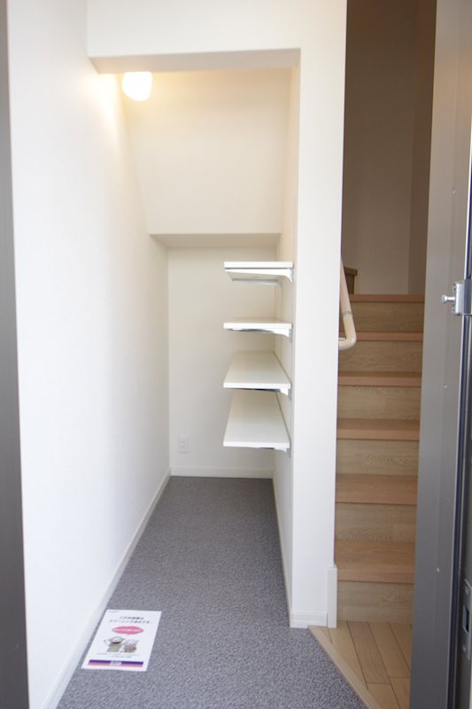 メゾンクレール 玄関