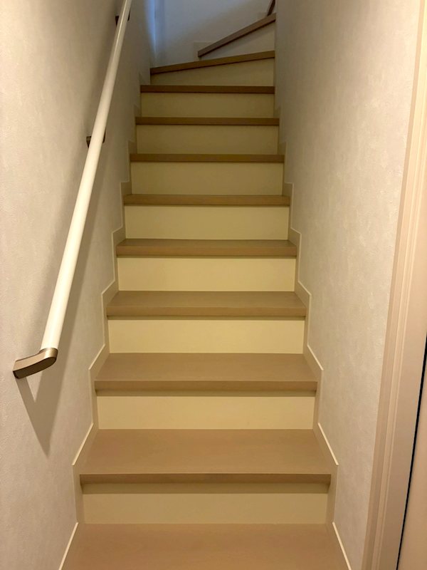 リヴァーサイド田中 玄関