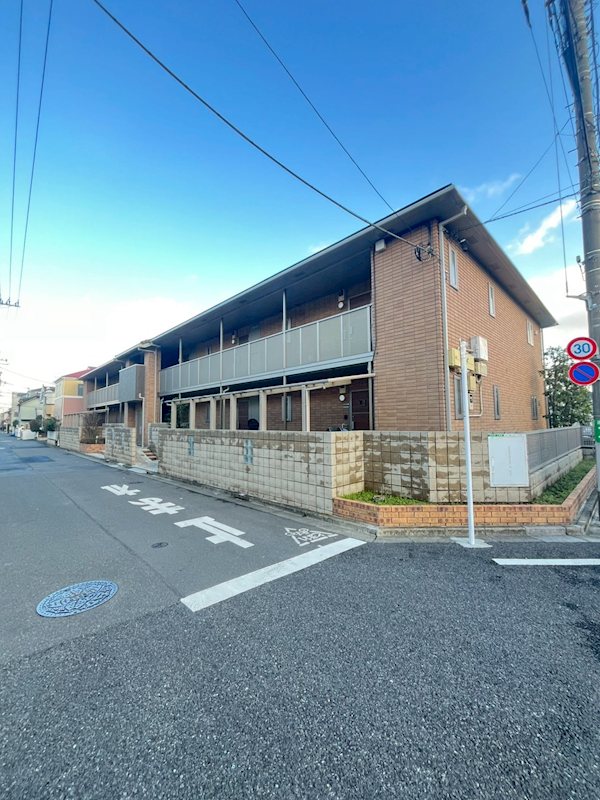 ティ・エヌ・オアシス 201号室 外観