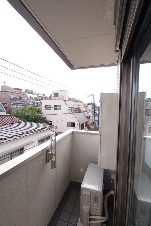 HEBEL SHIMOKITA（ヘーベルシモキタ） ベランダ