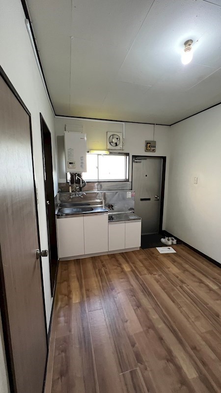 ポプラ館 リビング