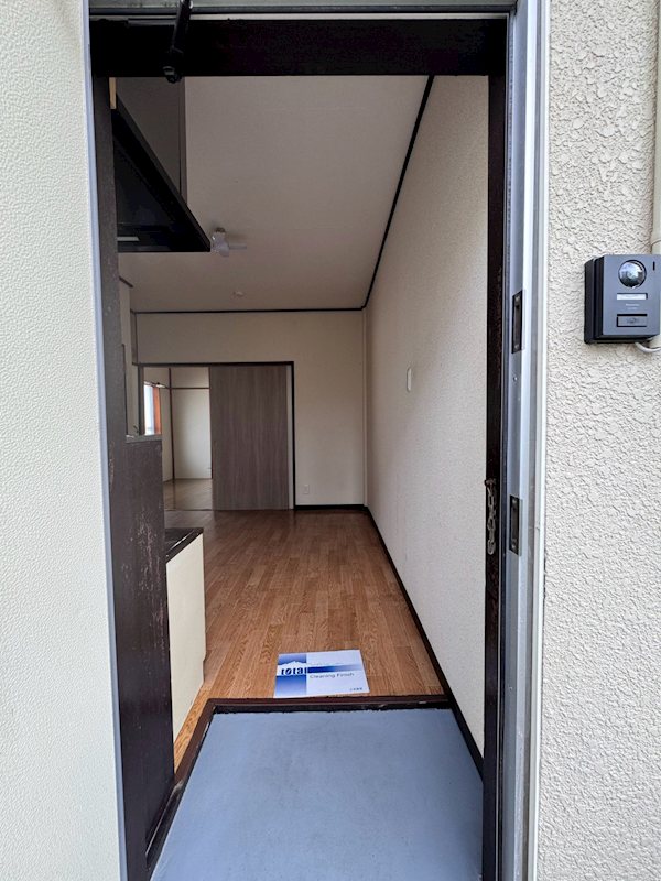 ポプラ館 玄関
