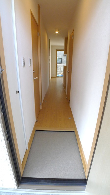 ハウス四季 玄関