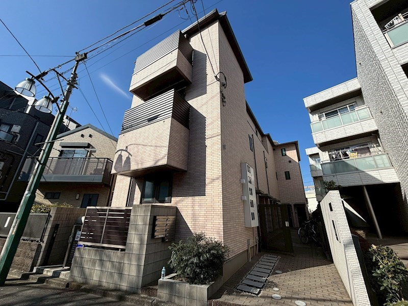 エイツリーズ 302号室 外観