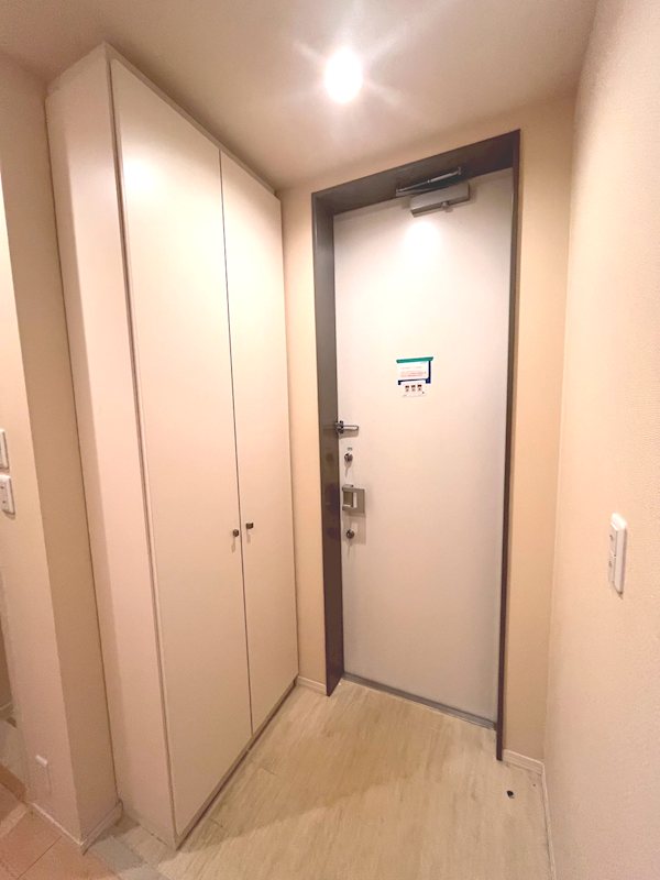 jour en bonheur(ｼﾞｭｰﾙｱﾝﾎﾞﾇｰﾙ） 玄関