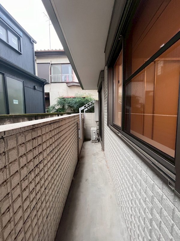 jour en bonheur(ｼﾞｭｰﾙｱﾝﾎﾞﾇｰﾙ） ベランダ