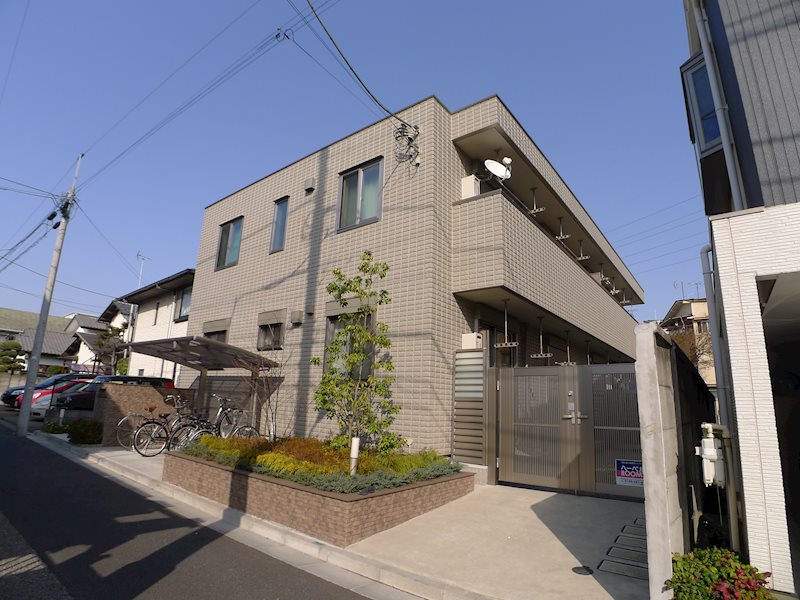 プルミエール梅里 202号室 外観