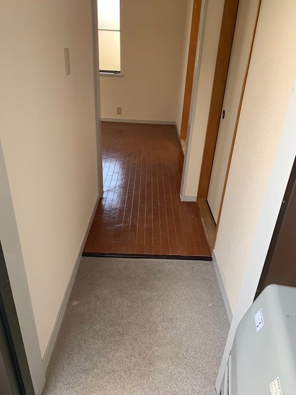 オークハウスＡ・Ｂ 玄関