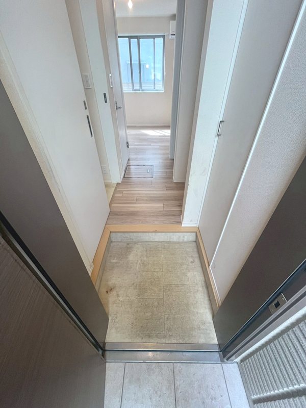 ベルデ　フロレスタ 玄関