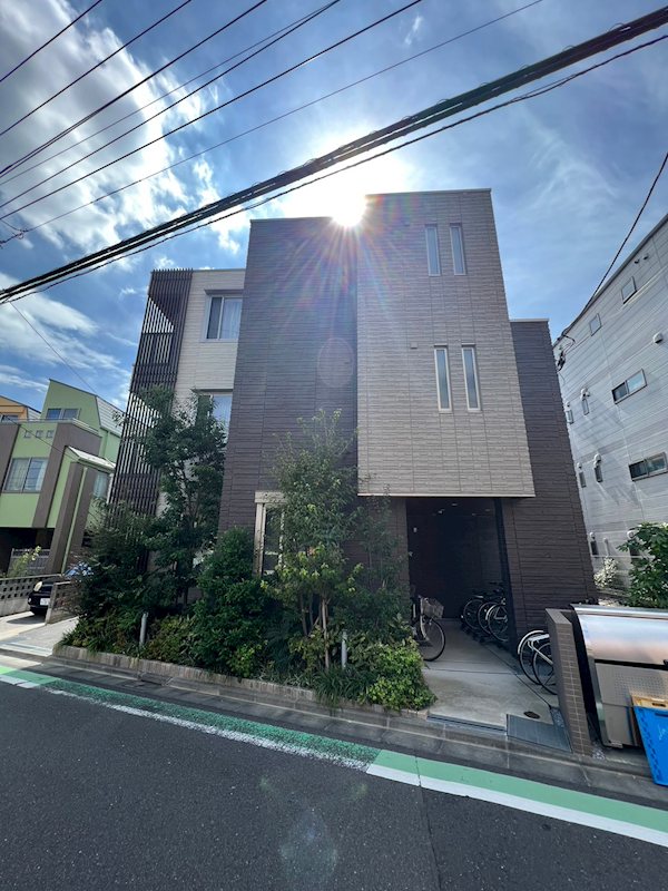 エクラージュ・レジデンス 201号室 外観