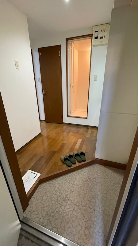 ブラウンハイム梅丘 玄関