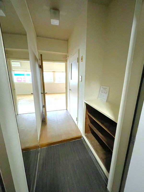 江原町住宅 玄関