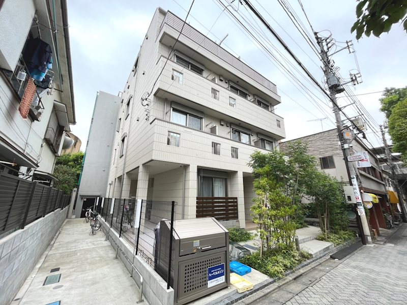 メゾン　ヴァルール 303号室 外観