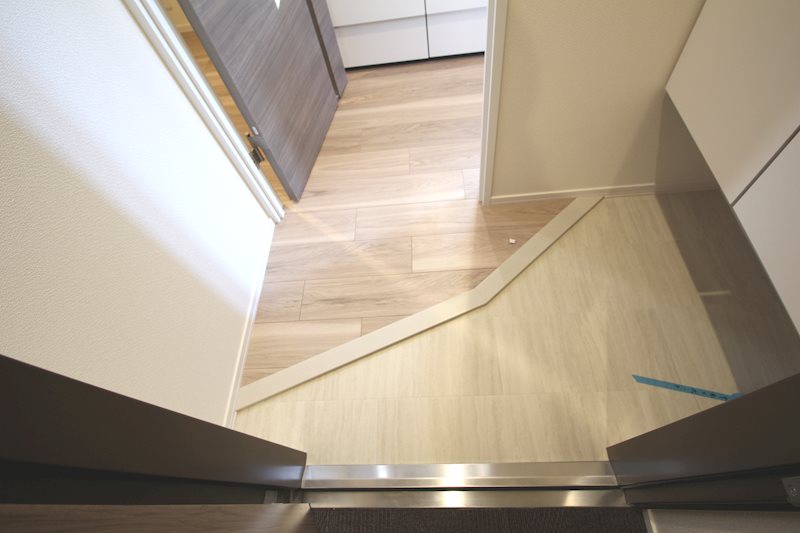 メゾン　ヴァルール 玄関