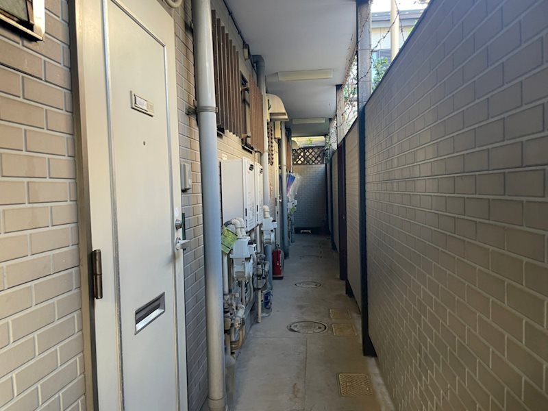 小俣ハウス 玄関