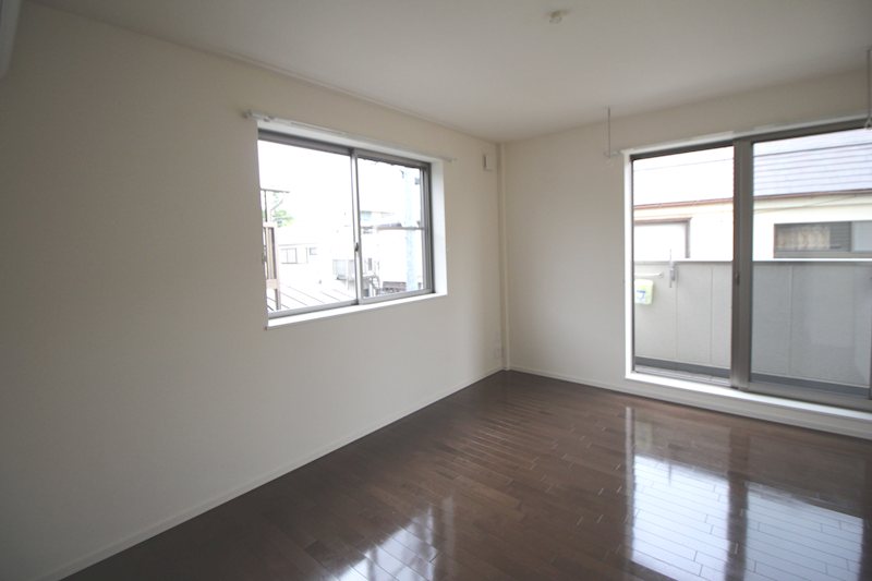 ロジェ・ボヌール リビング