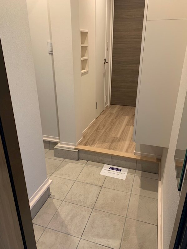 サン・ハピネス 玄関