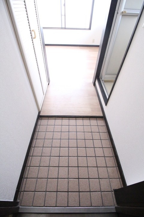 テム下北沢 玄関